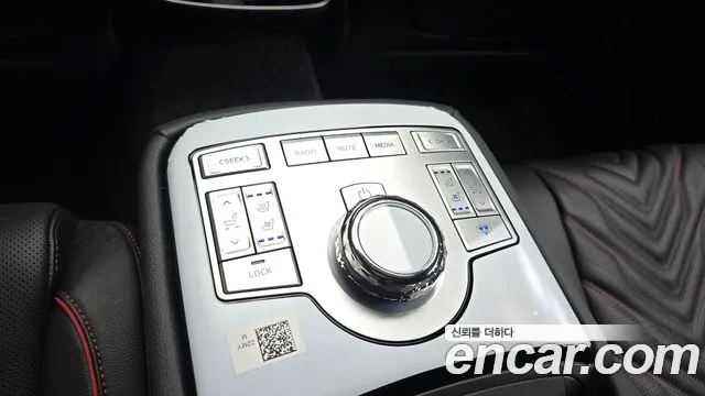 Genesis G80 Бензин 2.5 турбо AWD — Фото автомобиля 19