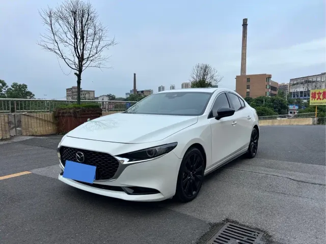 Фотография автомобиля — Mazda Axela