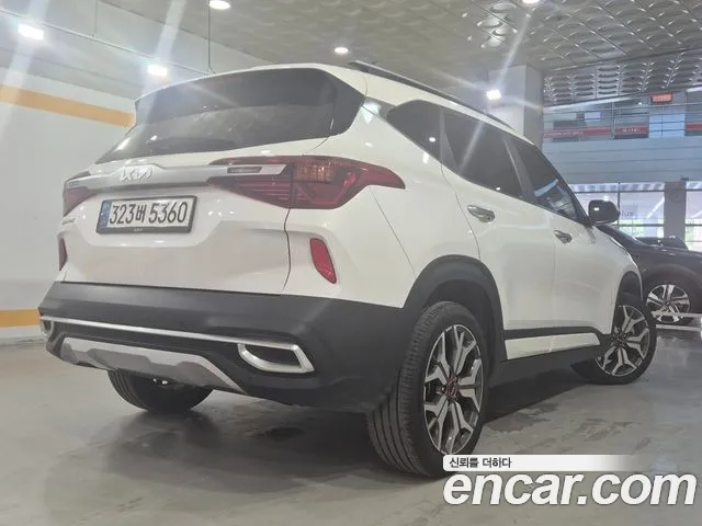 Kia Seltos Seltos Бензин 1.6 турбо 2WD — Фото автомобиля 4