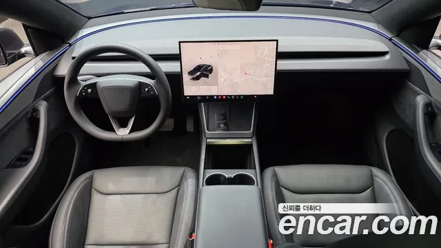 Tesla Model Y — Фото автомобиля 10