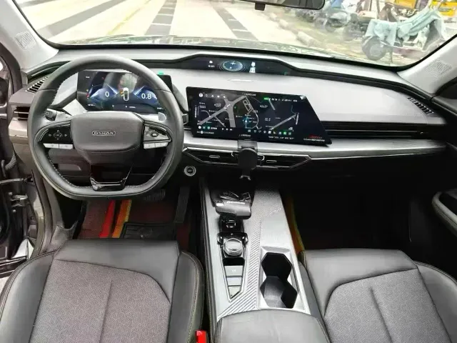 Changan Z6 — Фото автомобиля 4