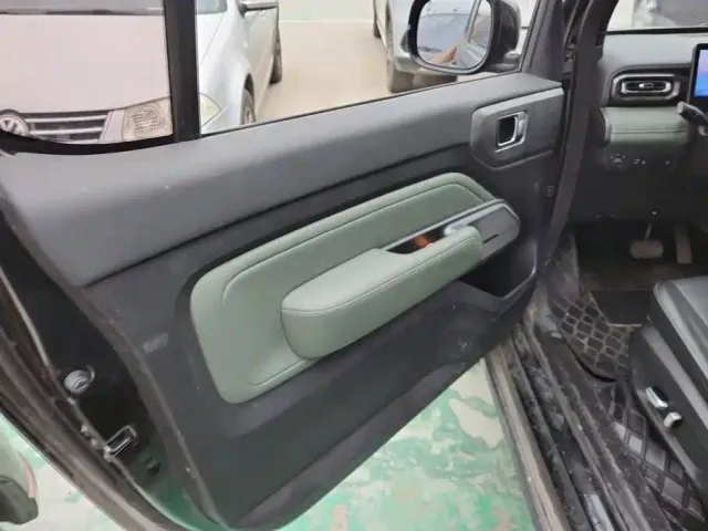 Baojun Yep — Фото автомобиля 7