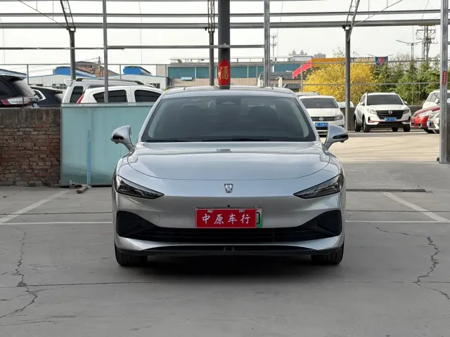 Roewe D7 — Фото автомобиля 2