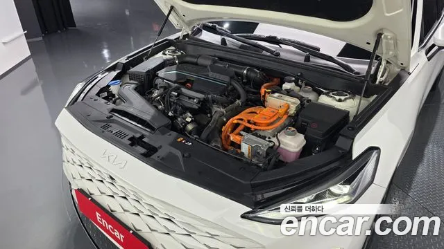 Kia K8 K8 Hybrid — Фото автомобиля 8