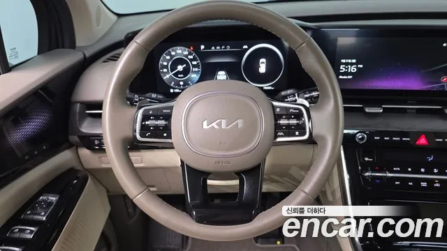 Kia Carnival Generation 4 — Фото автомобиля 18