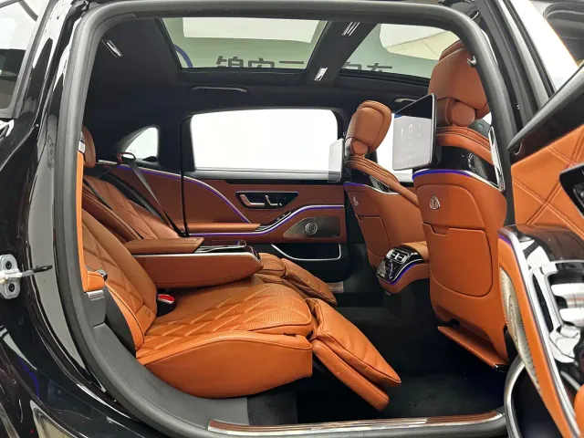 Mercedes-Benz Maybach S-Class — Фото автомобиля 23