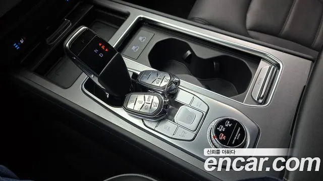 KG_Mobility_Ssangyong Rexton Rexton Arena Дизель 2.2 4WD — Фото автомобиля 9