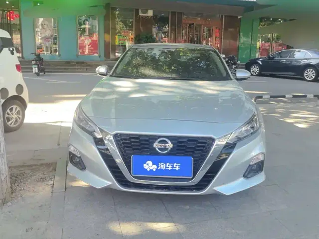 Nissan Teana — Фото автомобиля 2