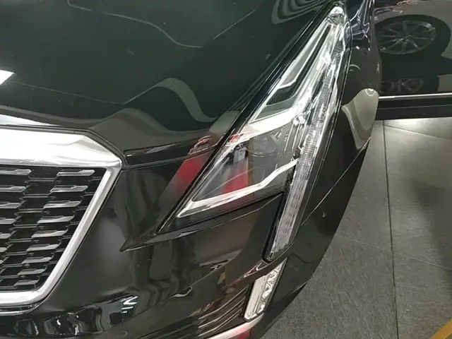 Cadillac XT5 — Фото автомобиля 23