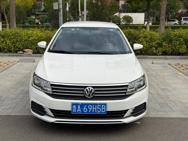 Volkswagen Lavida — Фото автомобиля 2