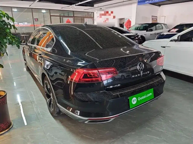 Volkswagen Magotan 2020 330TSI DSG Luxury — Фото автомобиля 4