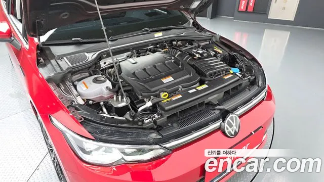Volkswagen Golf Golf 8 поколение 2.0 TDI Prestige — Фото автомобиля 6