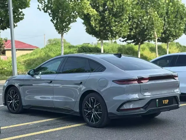 BYD Han — Фото автомобиля 7