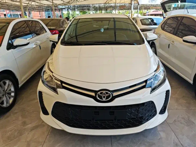 Toyota Vios FS — Фото автомобиля 2