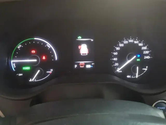 Toyota Granvia — Фото автомобиля 14