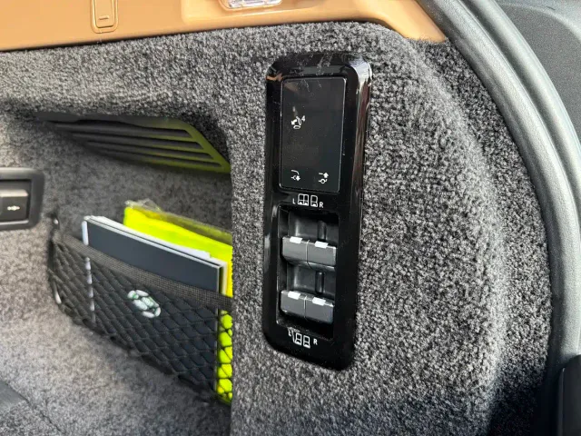 Land Rover Range Rover — Фото автомобиля 26
