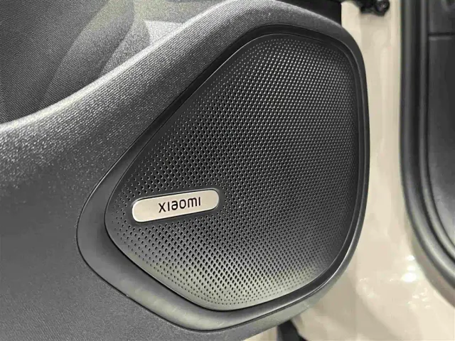 Xiaomi SU7 — Фото автомобиля 20