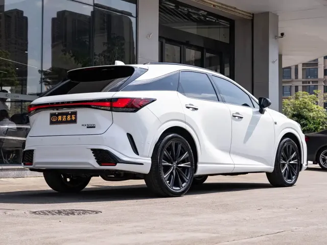 Lexus RX — Фото автомобиля 3