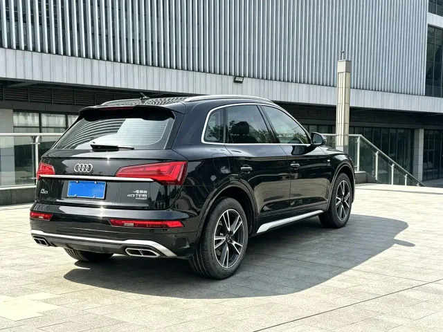 Audi Q5L — Фото автомобиля 9