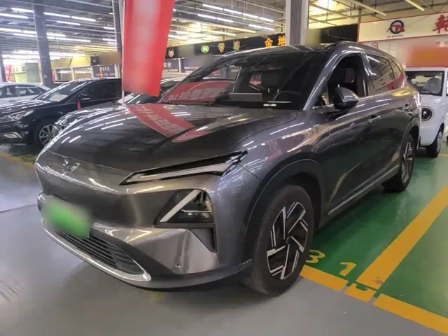 Фотография автомобиля — Wuling Starlight S