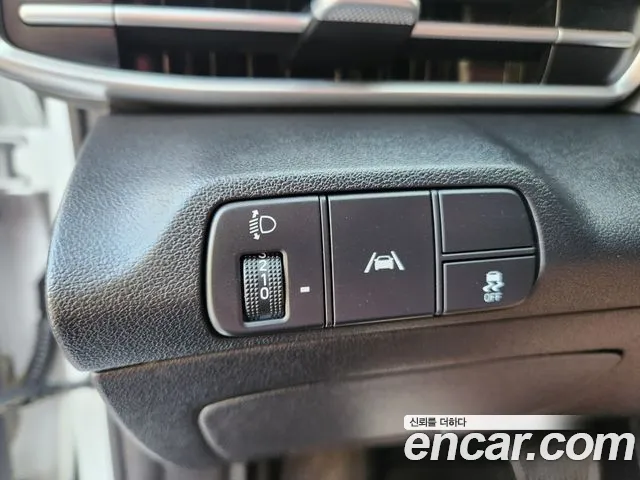 Hyundai AVANTE Avante (CN7) — Фото автомобиля 11
