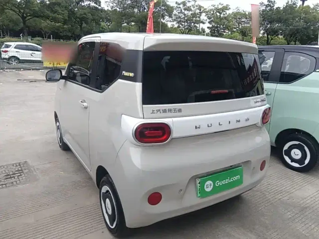 Wuling Hongguang Mini EV — Фото автомобиля 4