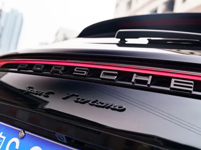 Porsche Panamera — Фото автомобиля 7