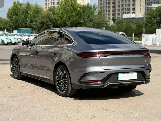 BYD Han — Фото автомобиля 9