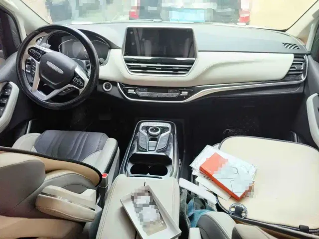 Maxus G20 — Фото автомобиля 12