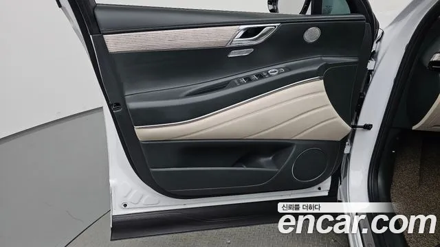 Genesis GV80 — Фото автомобиля 13
