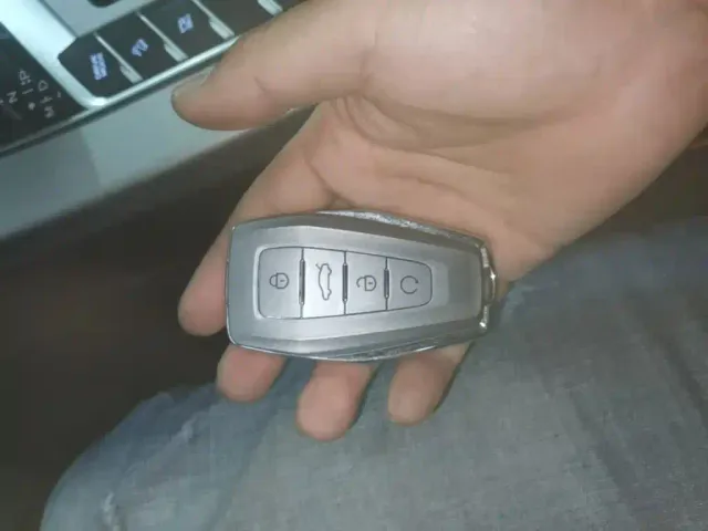 Geely Binyue — Фото автомобиля 8