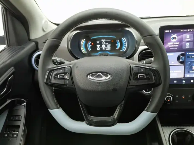 Chery eQ1 — Фото автомобиля 11