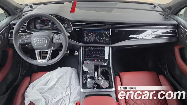 Audi SQ7 — Фото автомобиля 6