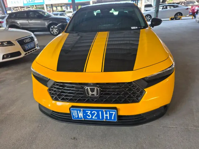 Honda Accord — Фото автомобиля 2