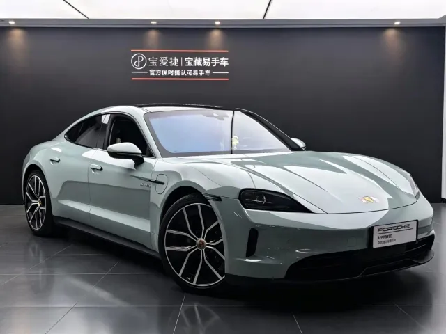 Фотография автомобиля — Porsche Taycan