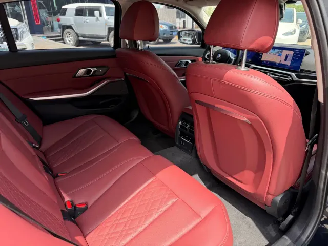 BMW 3 Series — Фото автомобиля 11