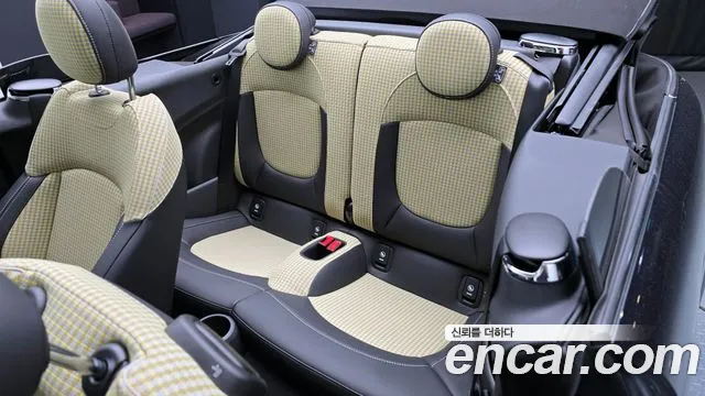 MINI Cooper Convertible — Фото автомобиля 12