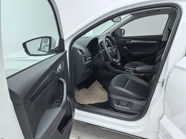 Skoda Karoq — Фото автомобиля 7