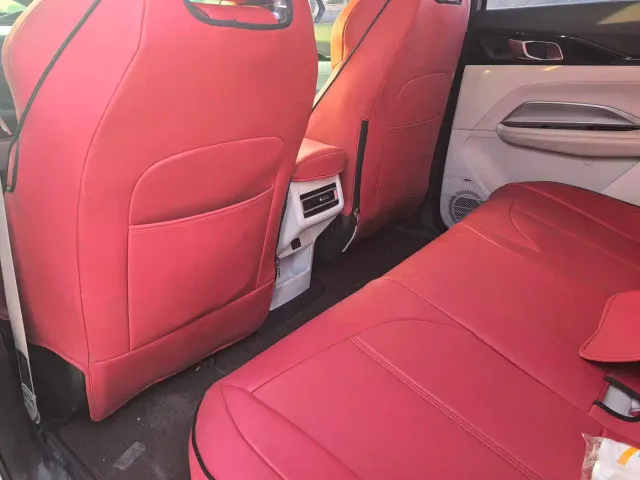 Changan Oshan Z6 EV — Фото автомобиля 7