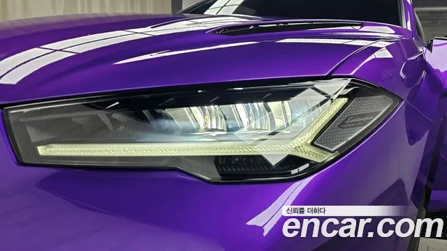 Lamborghini Urus — Фото автомобиля 14