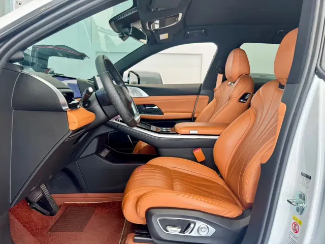 Xpeng G9 — Фото автомобиля 5