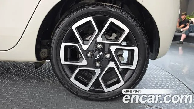 Kia RAY Новый Kia Ray Signature — Фото автомобиля 5