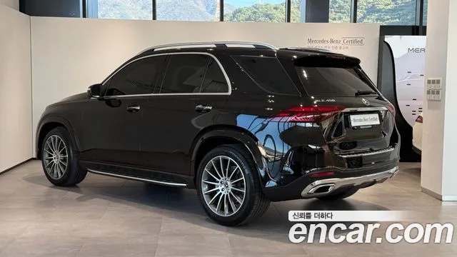 Mercedes-Benz GLE-Class — Фото автомобиля 3