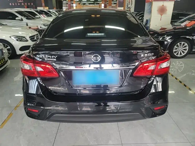 Nissan Sylphy — Фото автомобиля 5