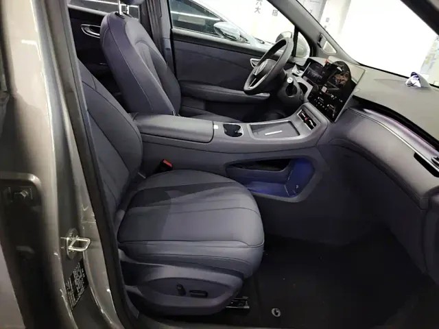 Shangjie SUV — Фото автомобиля 24