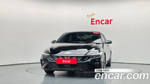 Hyundai Avante — Фото автомобиля 3