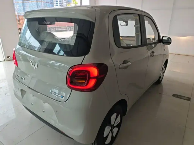 Wuling Hongguang Mini EV — Фото автомобиля 6