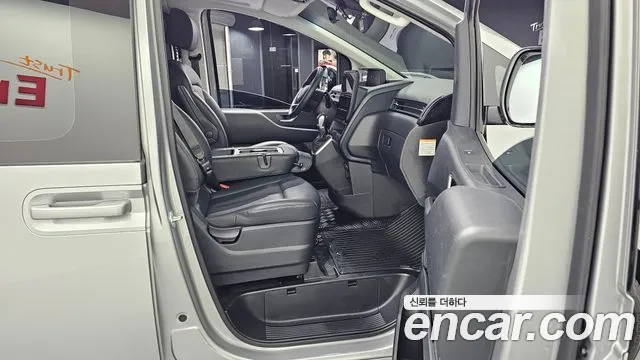 Hyundai Staria — Фото автомобиля 11