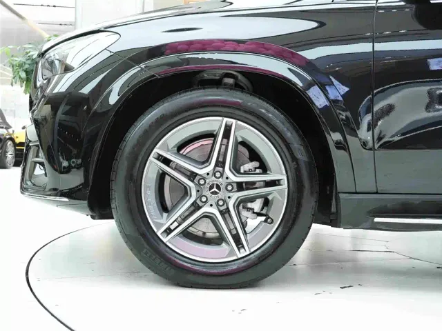 Mercedes-Benz GLE-Class — Фото автомобиля 17