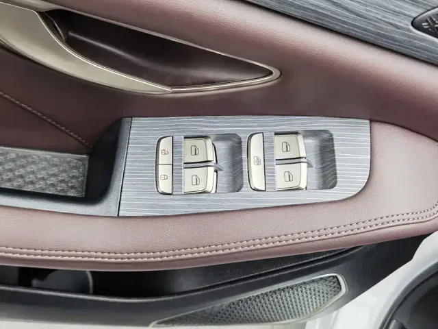 Jetour X90 Plus — Фото автомобиля 9